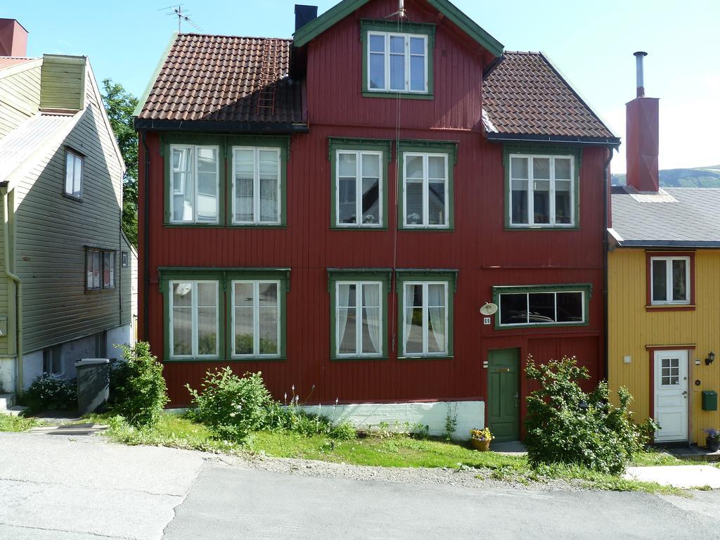 Red Old House Tromso Apartment Ruang foto